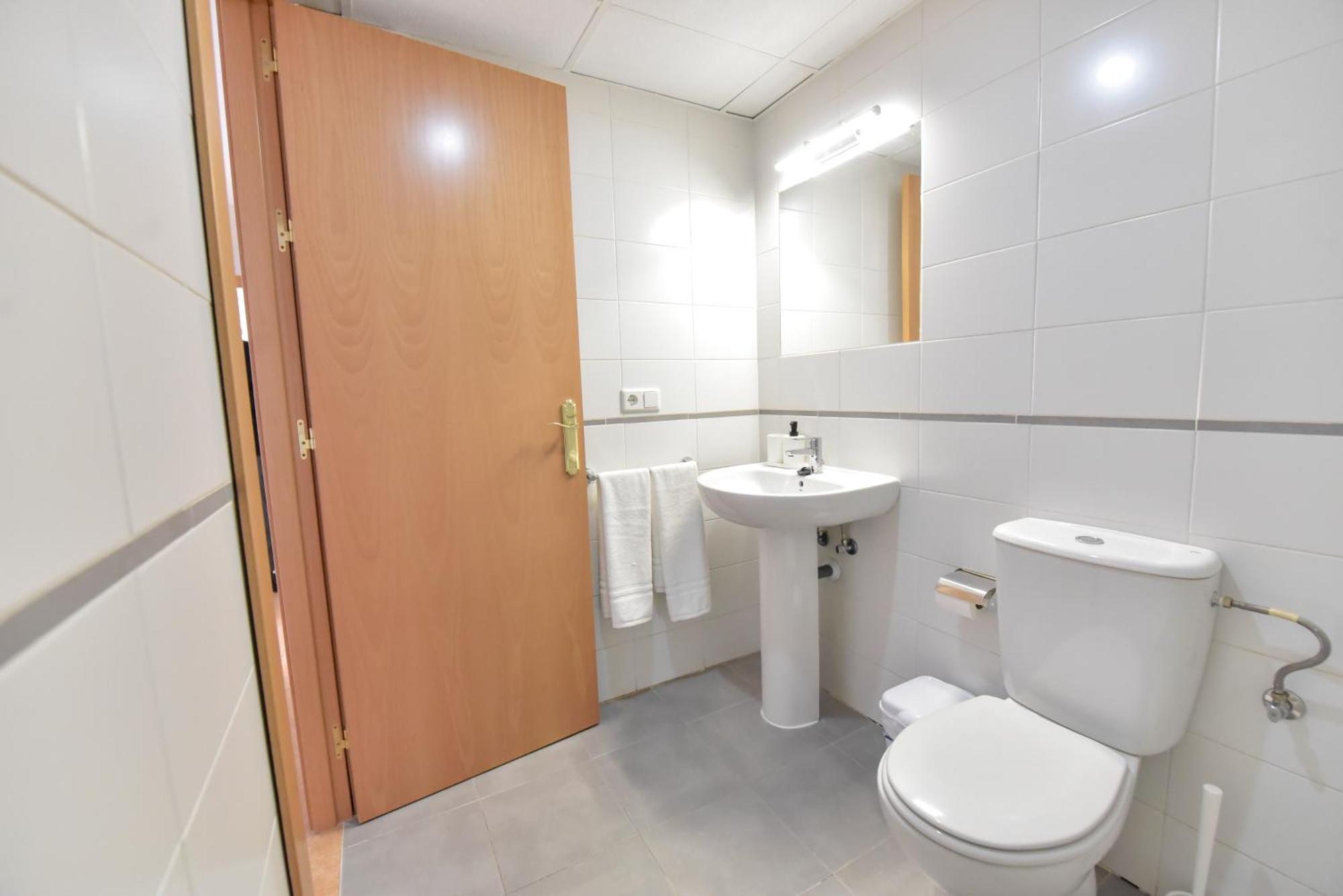 New Premium Apartment - Free Parking & Pools Ла-Альгаба Экстерьер фото