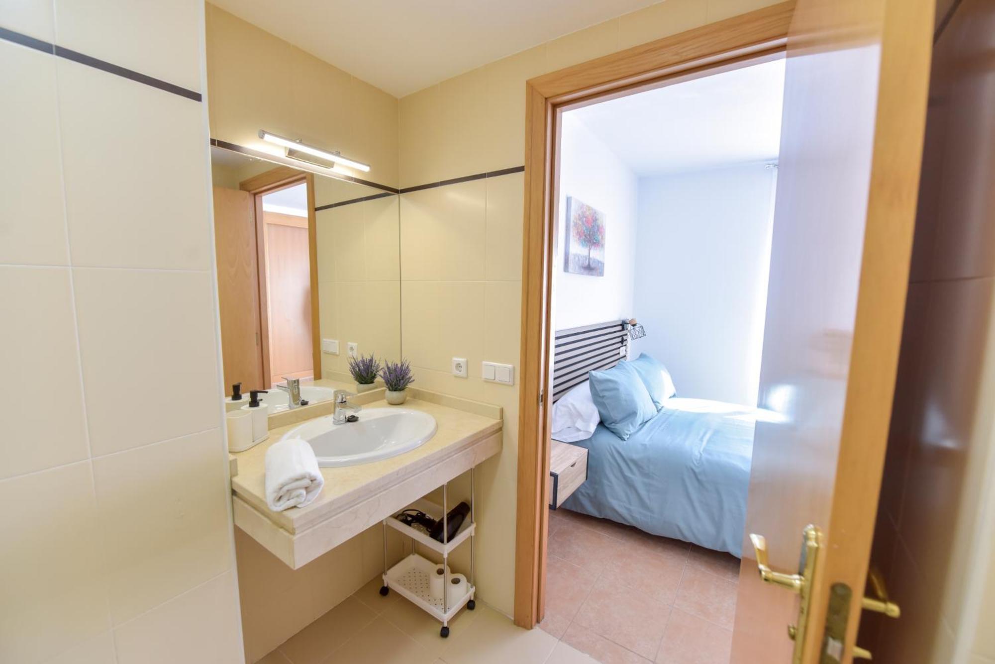New Premium Apartment - Free Parking & Pools Ла-Альгаба Экстерьер фото